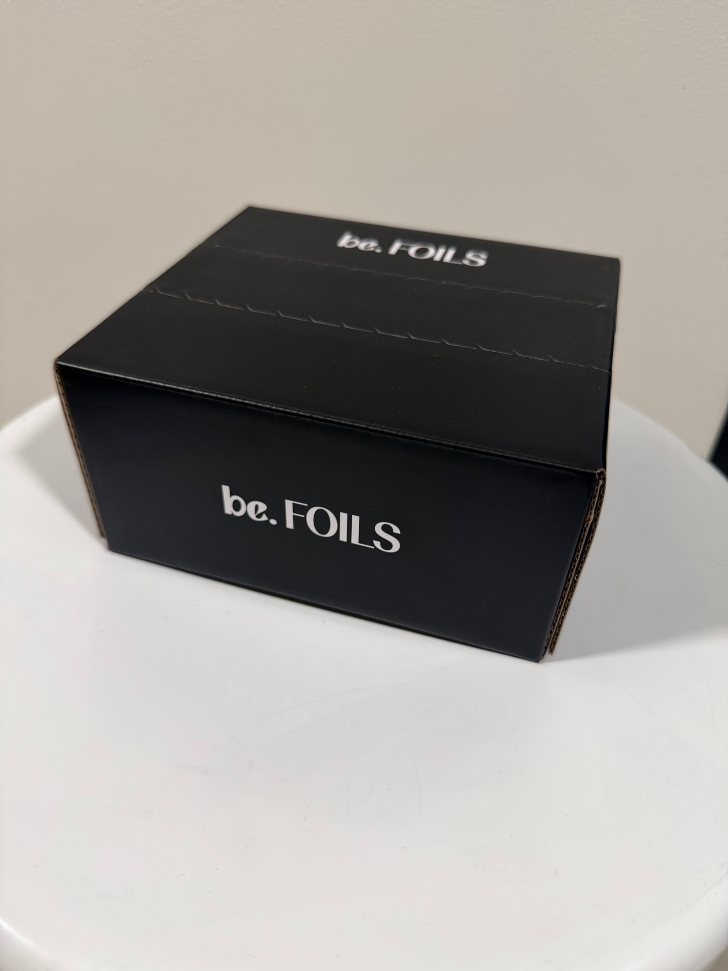 Medium Silver Foils in Coloured Box